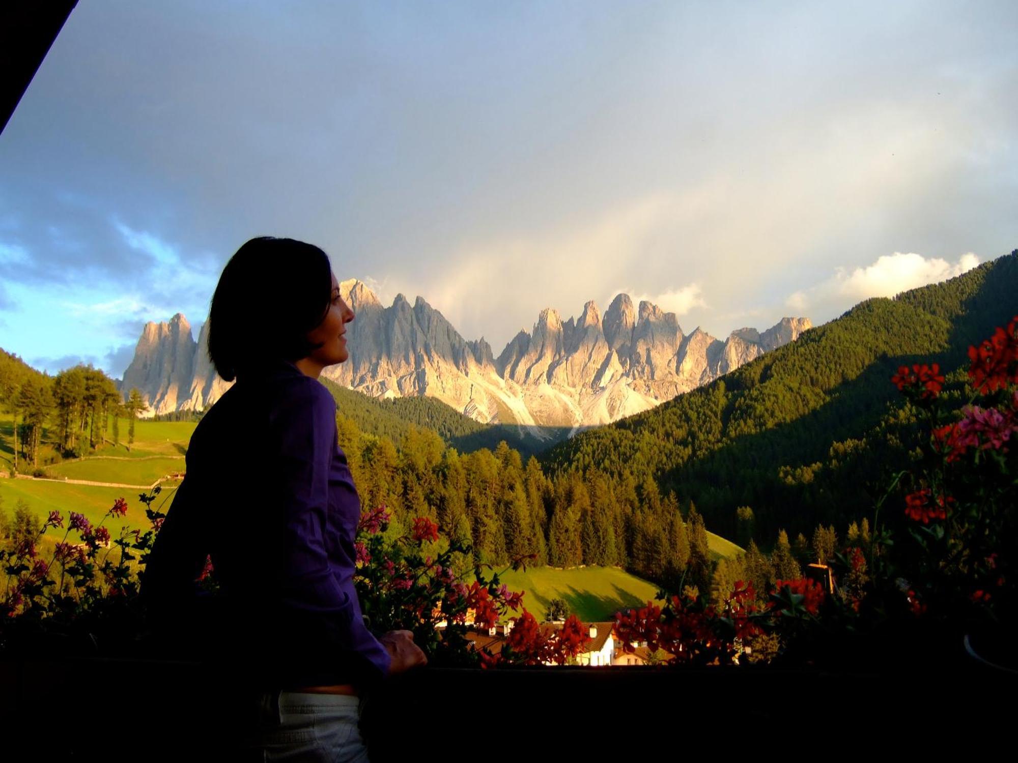 Hotel Tyrol Funes Kültér fotó